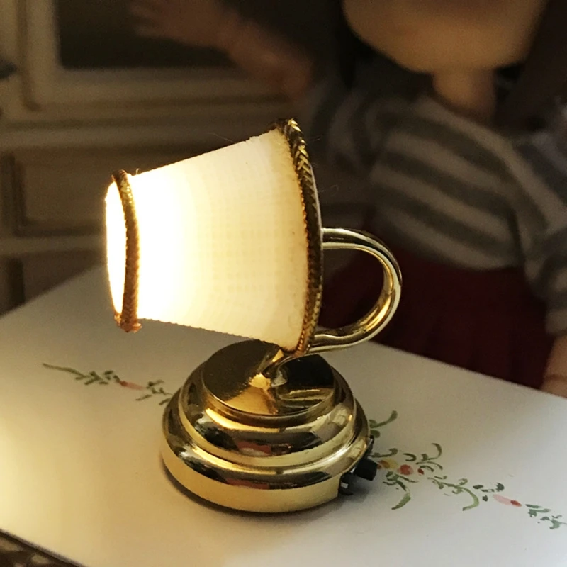 1:12 Scale Mini Lampa de Perete cu LED Lumina Modelul Mobilier casă de Păpuși în Miniatură Accesorii de Decorare Camera de zi Imagine 4