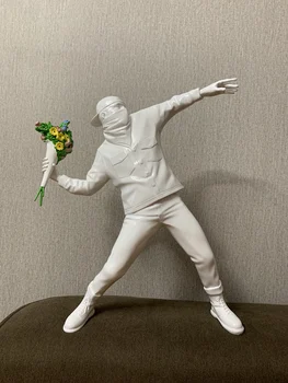 Meserii de Flori Bombardier Portret Full-Length Street Art Arunca Flori Oameni Statuie Decor de Acțiune Figura macheta de Colectie